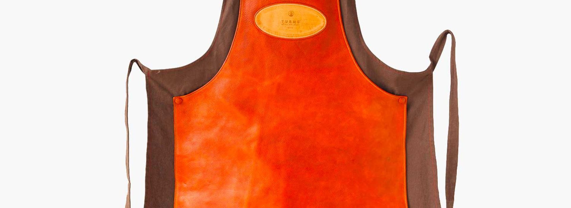 Leather apron in brown